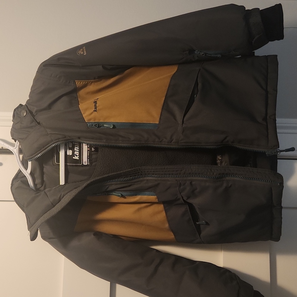 Kamik boys winter jacket